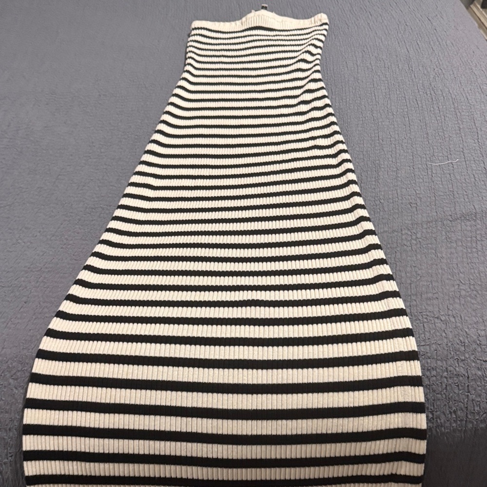 Freshman Monochrome Stripe Strapless Dress